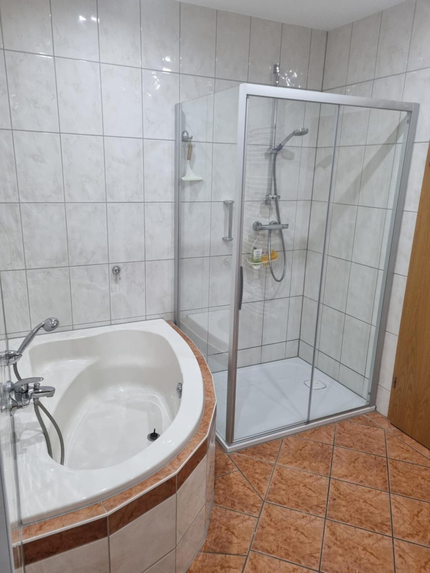 Ferienwohnung Im Villenviertel Илменау Екстериор снимка
